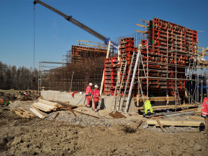 Betonáž mostní opěry