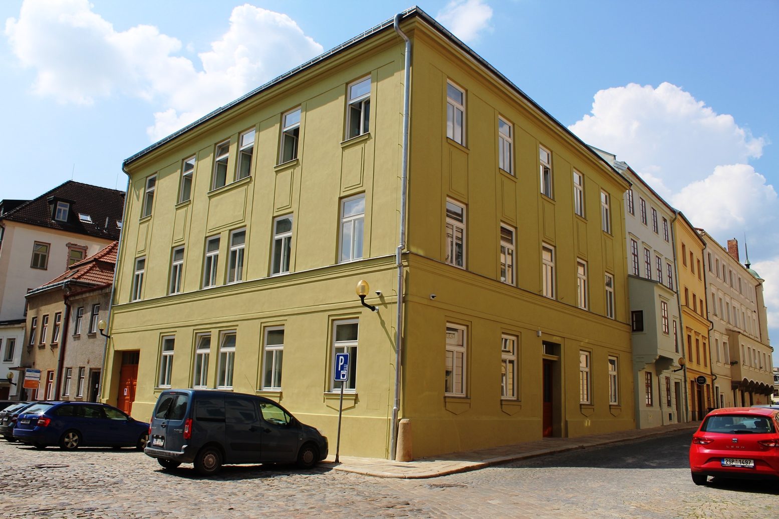 Rekonstrukce domů v ulici U Mincovny 6 a 8, slavnostní otevření