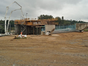 Betonáž + zasypaná opěra 