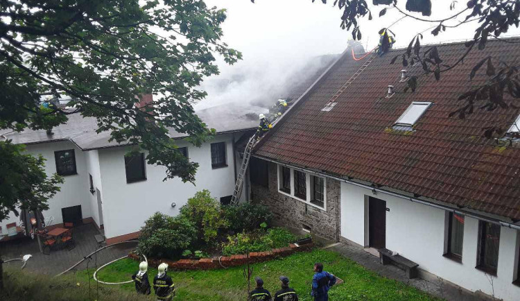 Požár penzionu v Daňkovicích