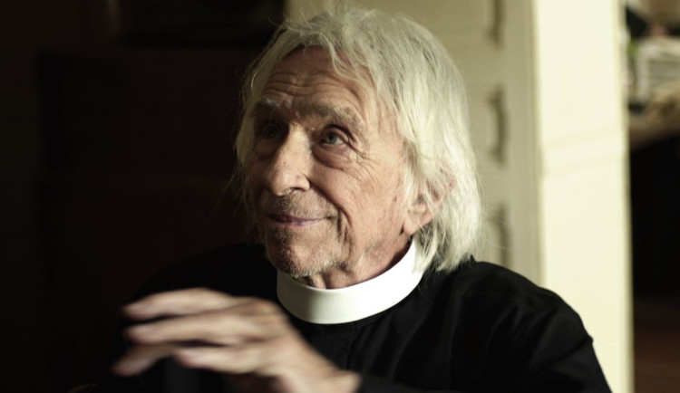 Pierra Richarda jsme doslova ukradli z natáčení jiného filmu, říká režisér Dan Svátek