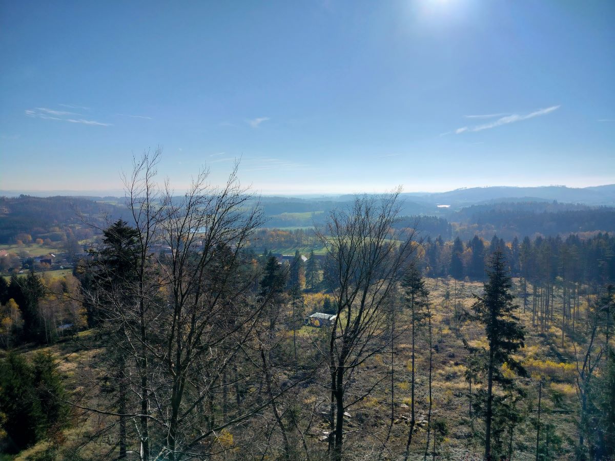 Zřícenina hradu Štamberk a kamenné moře