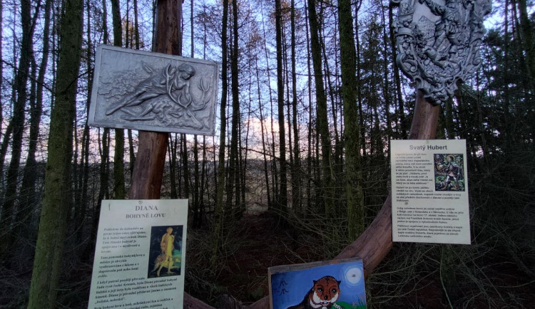 Křížová cesta u Mysliboře