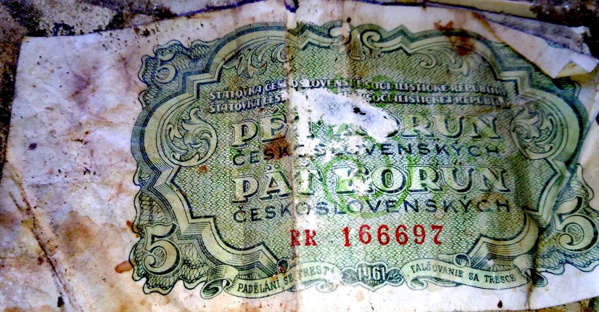 Drobnosti z opuštěných domů na Vysočině