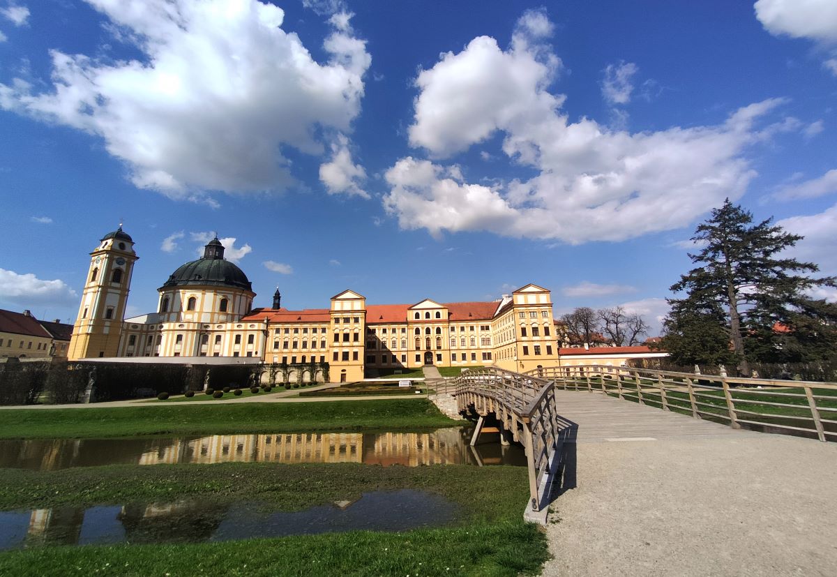 Park u zámku v Jaroměřicích nad Rokytnou
