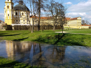 Park u zámku v Jaroměřicích nad Rokytnou