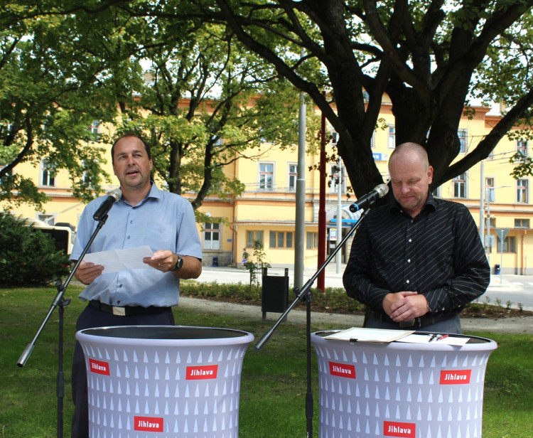 Otevření nového terminálu u hlavního vlakového nádraží v Jihlavě