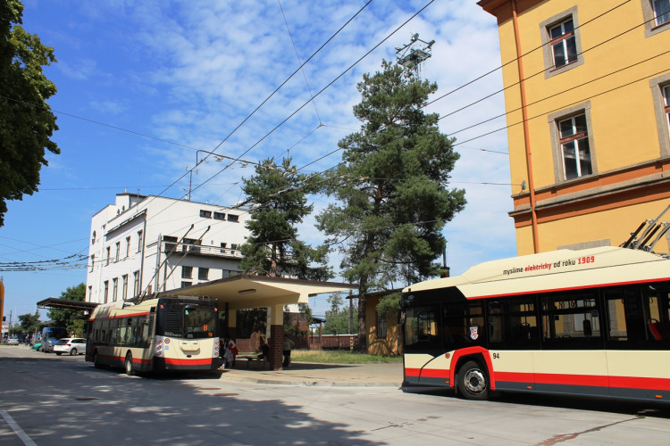 Otevření nového terminálu u hlavního vlakového nádraží v Jihlavě