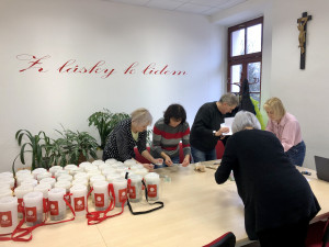 Sčítání výtěžku Tříkrálové sbírky 2024