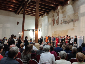 Netradiční přehlídka historických kostýmů připomněla závažnost rakoviny. Modely se stali sami pacienti