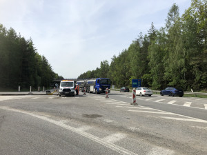 Stavba okružní křižovatky na dálničním přivaděči