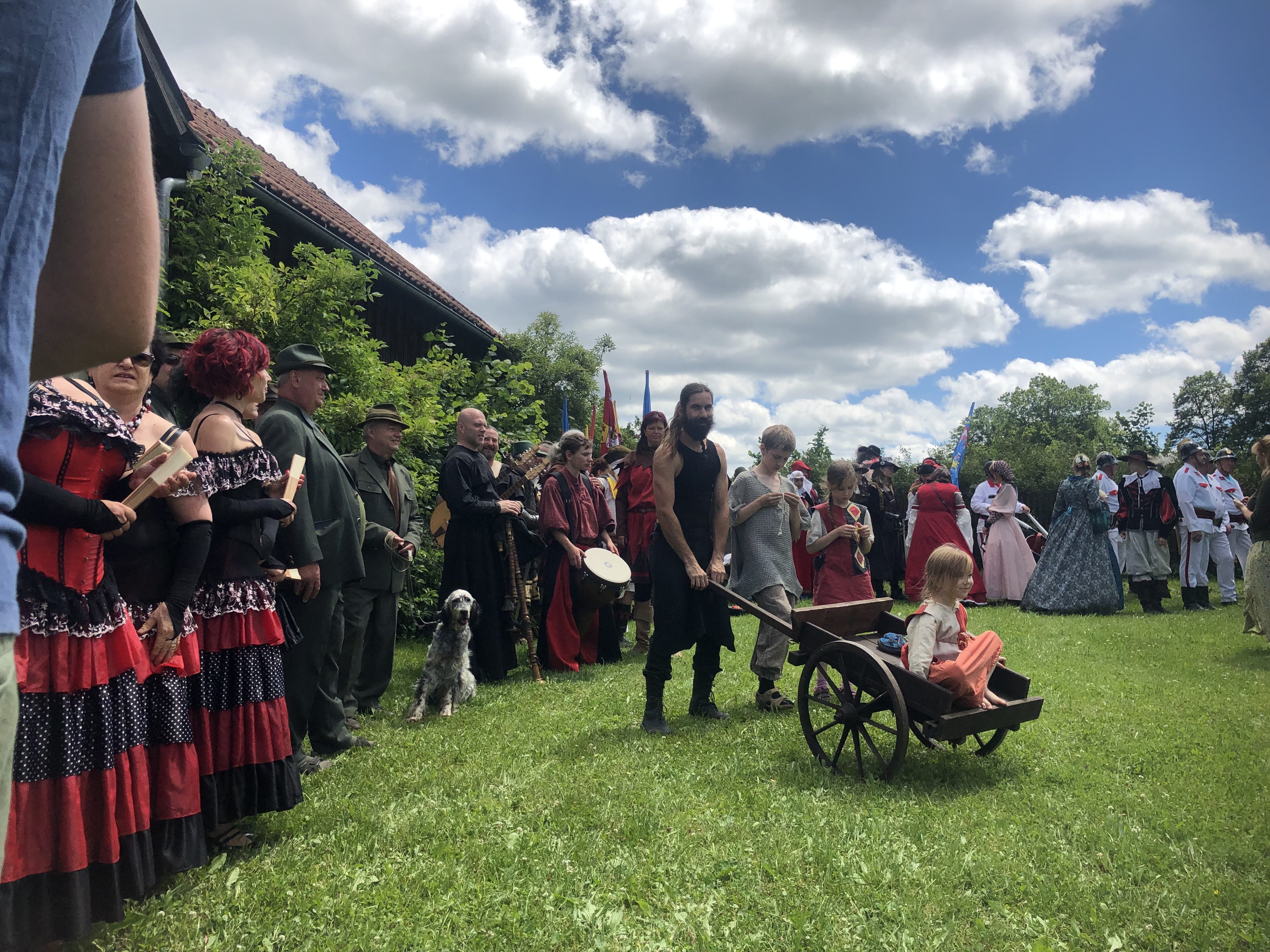 Oslavy 800 let od založení Dolní Cerekve