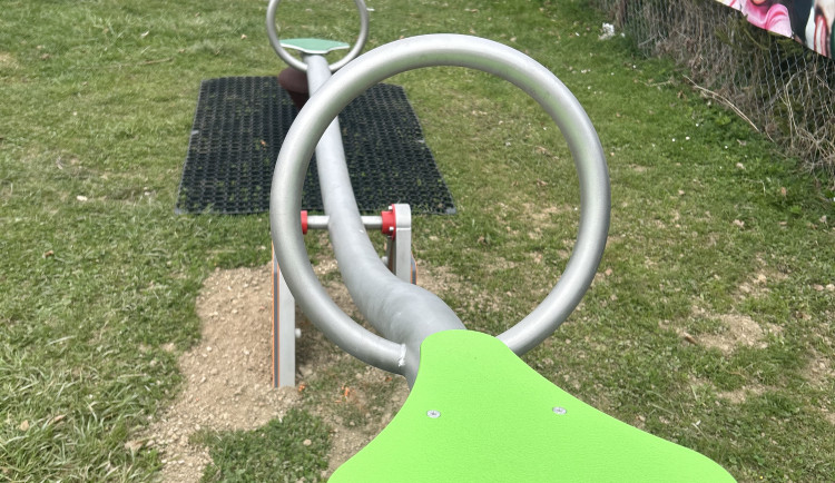 Otevření dětského hřiště v Dolní Cerekvi