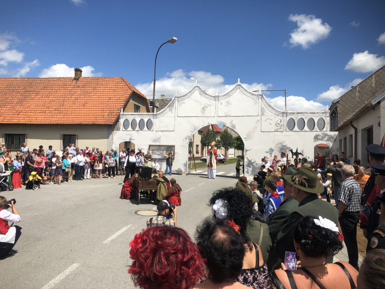 Historie a současnost Solné brány v Dolní Cerekvi