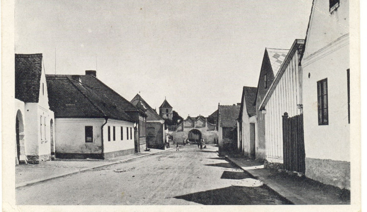 Historie a současnost Solné brány v Dolní Cerekvi