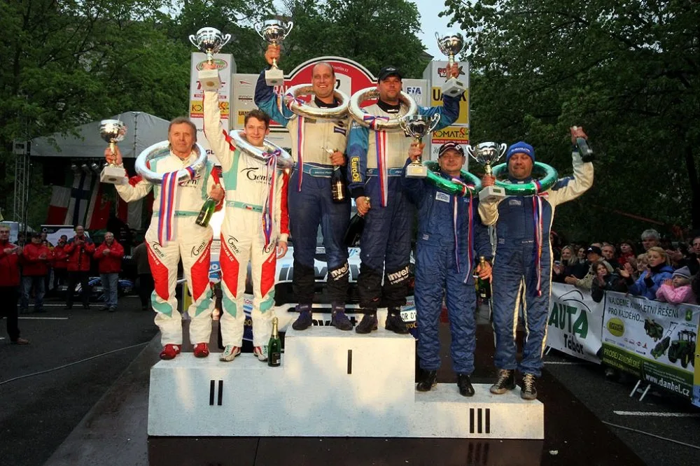 trojice-nejuspesnejsich-posadek-lonskeho-42-rocniku-rallye-cesky-krumlov