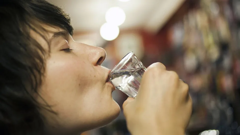 nezletili alkohol