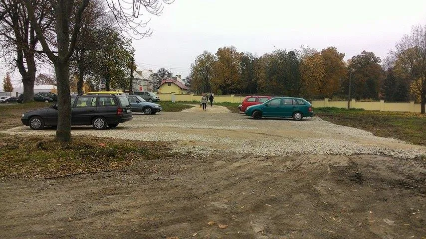 20151030 parkoviste-hrbitov-havaj3