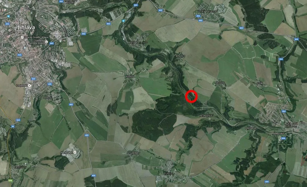 Zatarasené místo na cyklotrase Jihlava - Luka nad Jihlavou