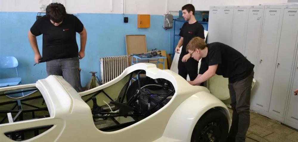 Automobil značky Kaipan staví studenti technických středních škol na Vysočině.