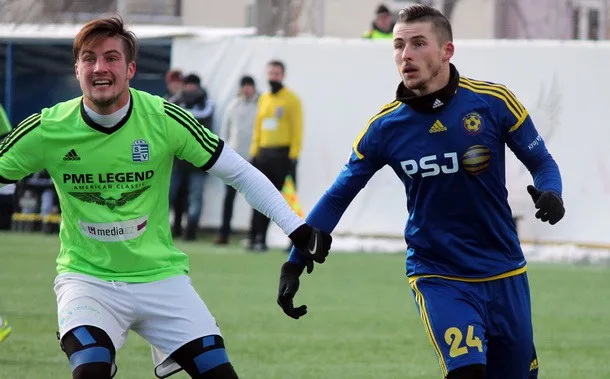 Ve třetím zápase Tipsport ligy porazila Jihlava domácí Vyšehrad 2:0