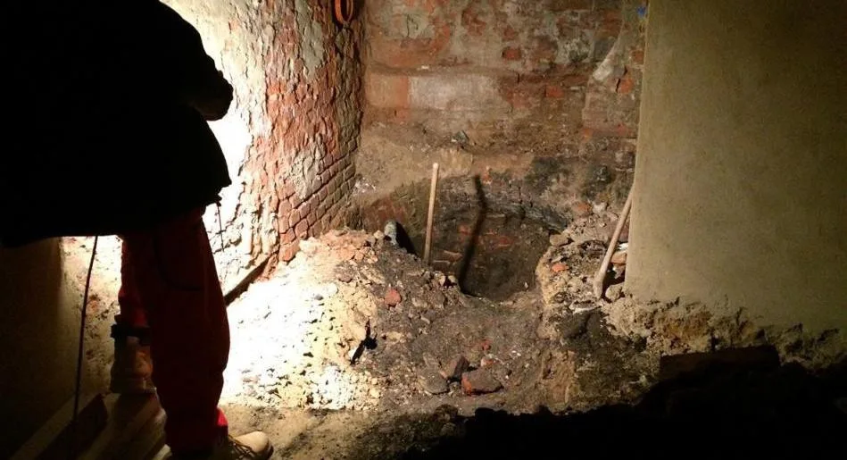 Objevený, dosud skrytý vchod v jihlavské galerii