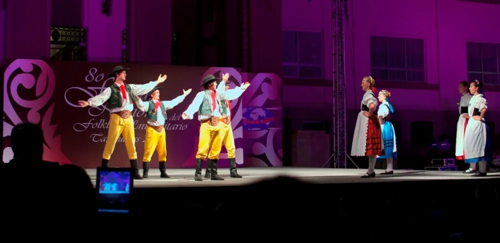 Folklorní soubor Pramínek