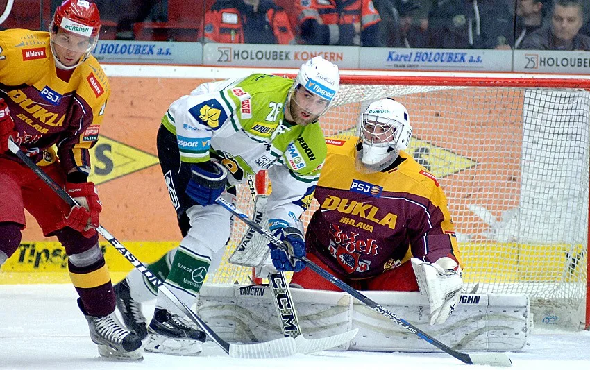 Domácí derniéra se nevydařila, Dukla Jihlava schytala šest gólu od Karlových Varů