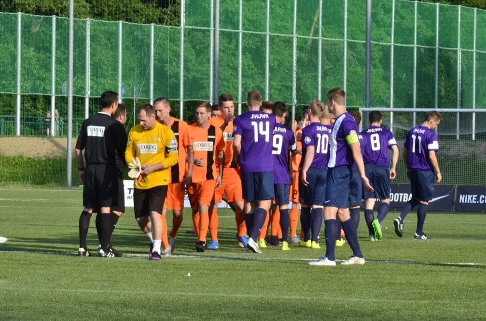 Jihlavský výběr porazil poslední Milovice a slaví broz v Superlize malého fotbalu