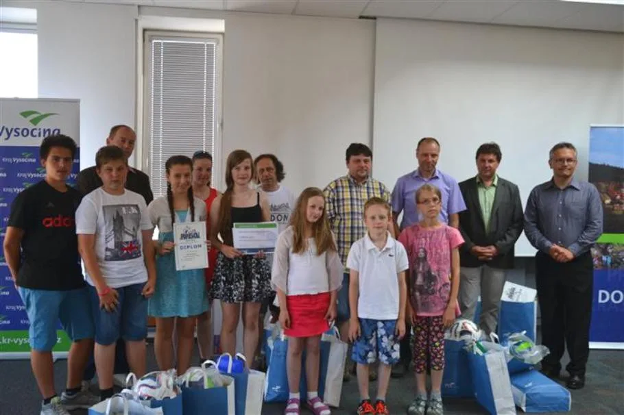 Ocenění těch nejlepších sběračů papíru na Vysočině v roce 2015/2016