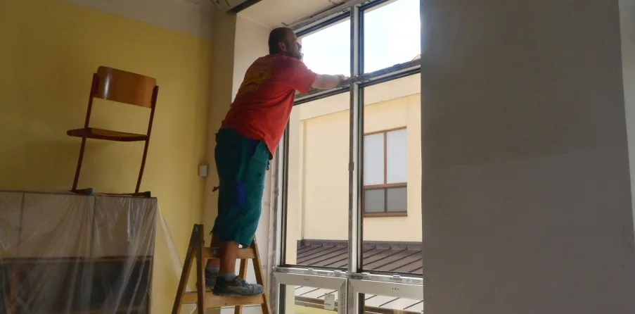 Do 12. srpna bude v třebíčské ZŠ T.G.Masaryka probíhat výměna oken