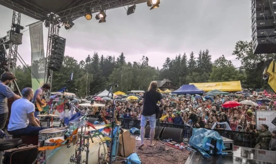 Čeřínek opět ožije festivalem. Tento rok zahraje Divokej Bill, Arakain nebo třeba Wohnout