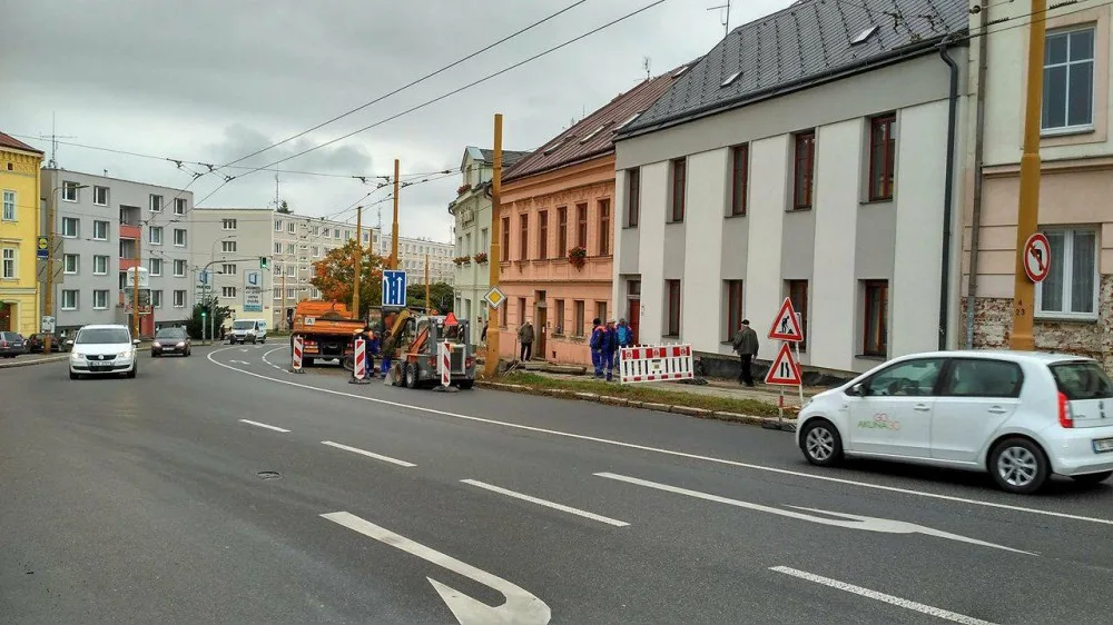 Jihlava se dočká nové zastávky MHD. Naproti Dělnickému domu přibude zastávka Fibichova
