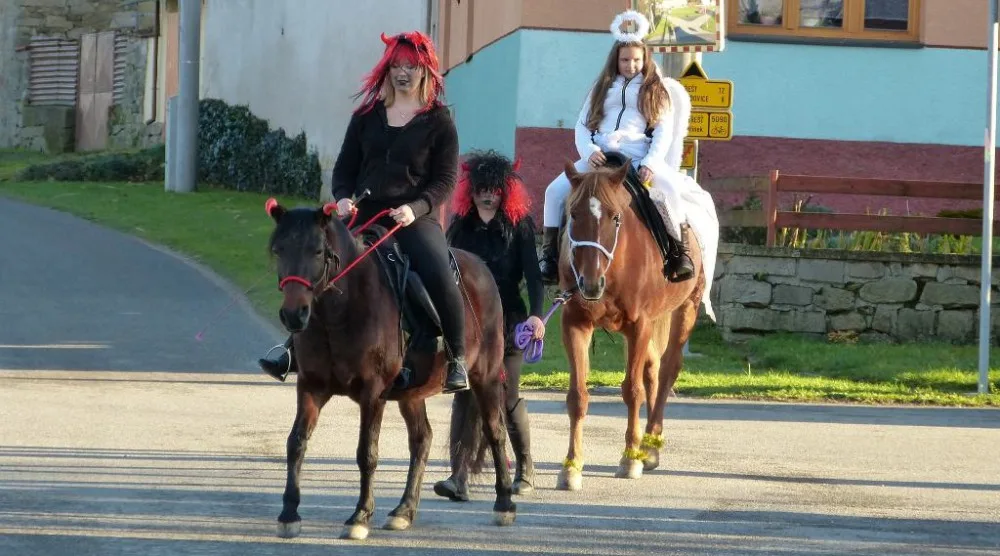 Rohoznou na Jihlavsku projede Mikuláš se svou družinou. Již potřetí na koni