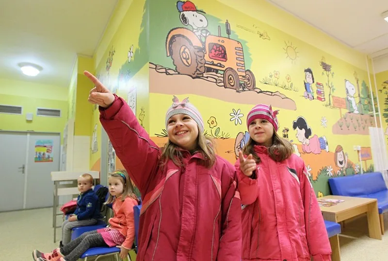 Veselé barvy a Snoopy. To je nová čekárna odborných ambulancí v jihlavské nemocnici