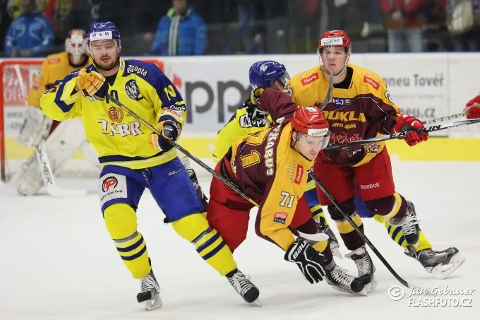 Dukla Jihlava bere ze souboje proti Přerovu dva body, uspěla po nájezdech poměrem 4:3