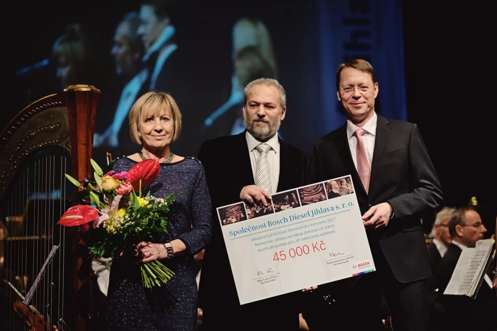 Firma Bosch Diesel uspořádala charitativní koncert. Výtěžek poputuje na infekční oddělení