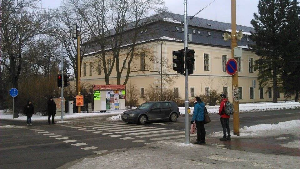 Jihlava má další světelnou křižovatku. Semafory u autobusového nádraží již fungují