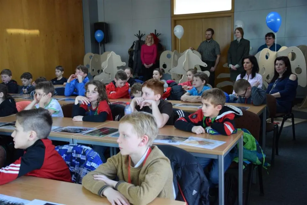 Lesní pedagogika v praxi. Žáci z jihlavské ZŠ Seifertova poznávali, jak to chodí v lese