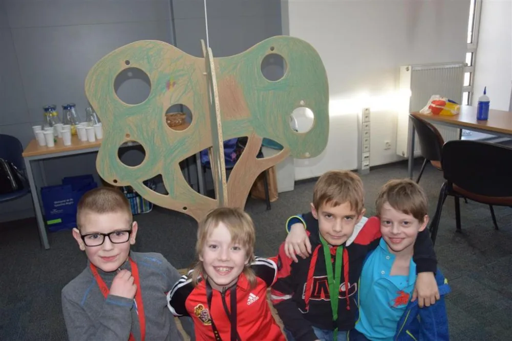Lesní pedagogika v praxi. Žáci z jihlavské ZŠ Seifertova poznávali, jak to chodí v lese