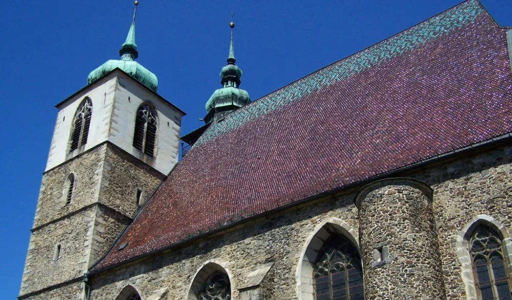 V Jihlavě začnou opravy střechy kostela sv. Jakuba. Náročná rekonstrukce potrvá dva roky