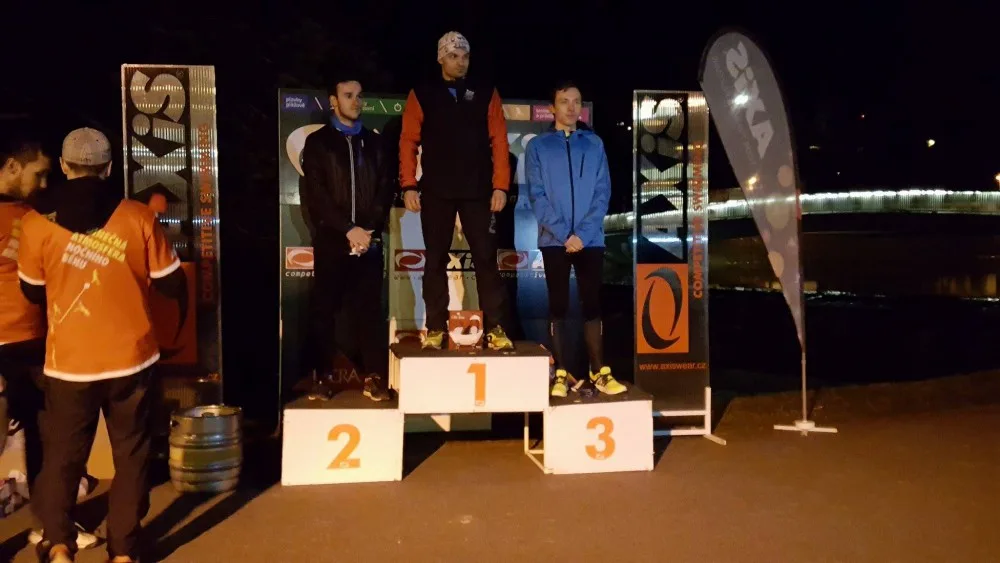 Axis Noční desítku ovládl Jakub Smetana, mezi ženami byla nejrychlejší Kristýna Dvořáková - 5 km muži