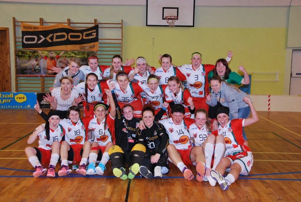 Florbalové finále žen je po dvou zápasech vyrovnané, souboj SK Jihlava - Brno rozhodně až sobota