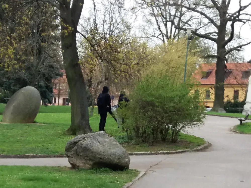 Do úklidu Vysočiny se zapojili také lidé z jihlavského Vrakbaru. Vyčistili dvě lokality