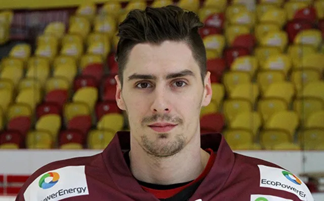 Tomáš Jiránek v Dukle o rok prodloužil, podepsal i obránce Jan Zdráhal. Odchází opora Jiří Říha