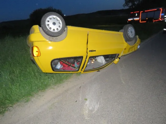 Silně podnapilá řidička narazila u Třeště do stromu. Nadýchala skoro 3,5 promile 