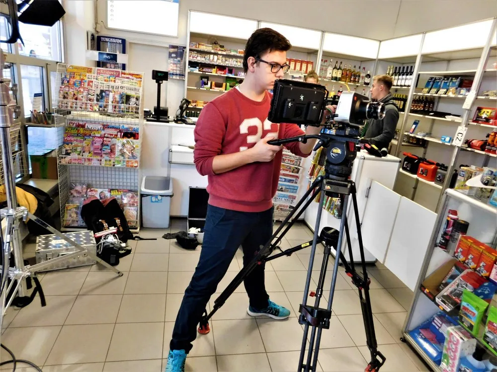 Nejmladší český scenárista pochází z Jihlavy. V červenci mu v televizi poběží seriál