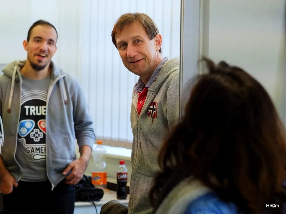 Nejmladší český scenárista pochází z Jihlavy. V červenci mu v televizi poběží seriál