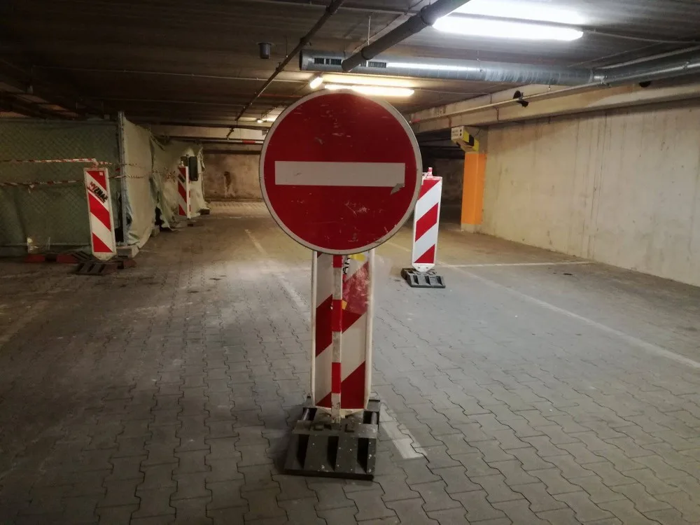 Parkování v City Parku bude komfortnější. Řidiče čeká LED osvětlení nebo navigační diody