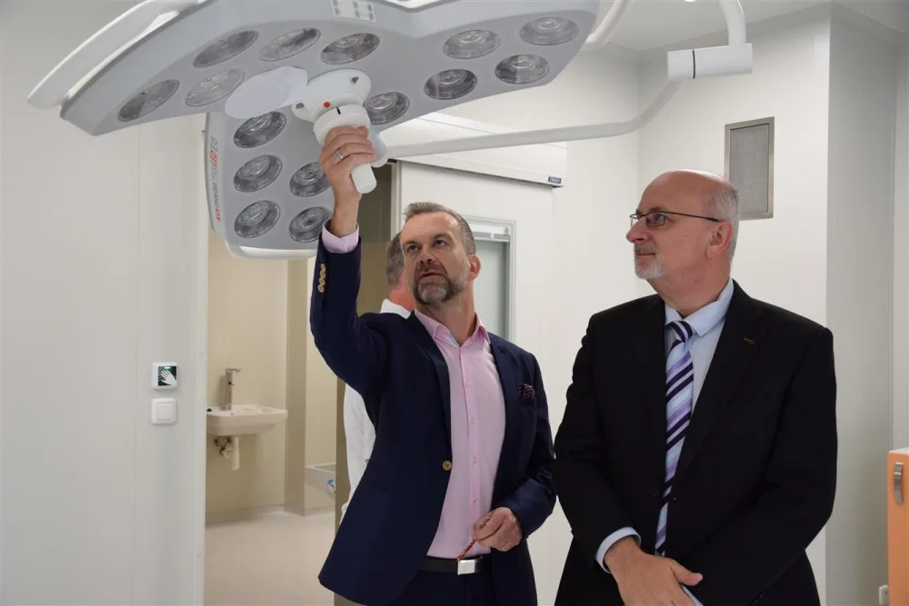 Brodská nemocnice zrekonstruovala porodní sály. Již brzy poslouží maminkám